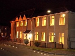 Hayat Hotel
