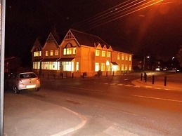 Hayat Hotel