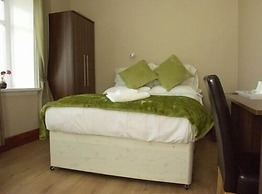 Hayat Hotel