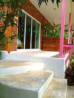 Theerama Cottage Resort