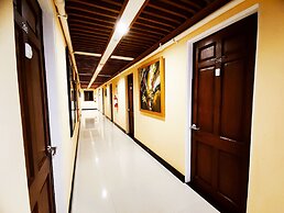 Spring Plaza Hotel