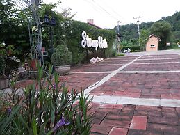 Stamp Hills Resort & Restaurant