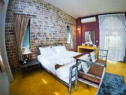 Stamp Hills Resort & Restaurant