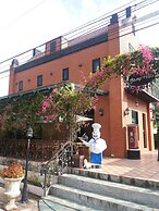 Stamp Hills Resort & Restaurant