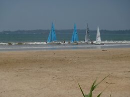 Aussie Swiss Beach Resort
