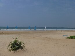 Aussie Swiss Beach Resort