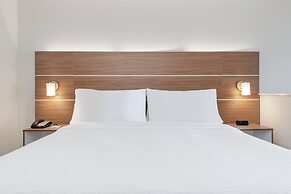 Holiday Inn Express & Suites Moore by IHG