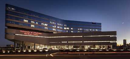 Holiday Inn Express & Suites Moore by IHG