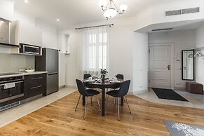 Riga Lux Apartments - Skolas