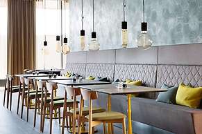 Comfort Hotel Bergen Airport Terminal