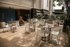 V Grand Hotel, a member of Radisson Individuals