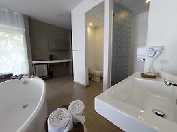 V Grand Hotel, a member of Radisson Individuals