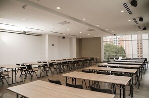 V Grand Hotel, a member of Radisson Individuals