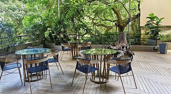 V Grand Hotel, a member of Radisson Individuals