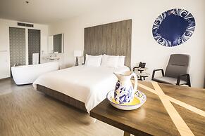 V Grand Hotel, a member of Radisson Individuals