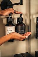 V Grand Hotel, a member of Radisson Individuals