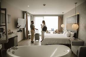 V Grand Hotel, a member of Radisson Individuals