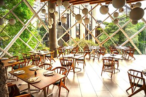 V Grand Hotel, a member of Radisson Individuals