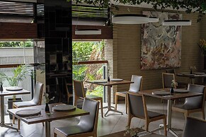 V Grand Hotel, a member of Radisson Individuals