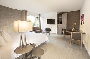 V Grand Hotel, a member of Radisson Individuals