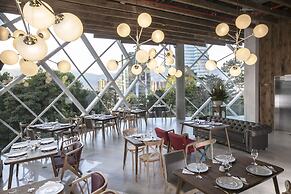 V Grand Hotel, a member of Radisson Individuals