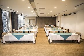 V Grand Hotel, a member of Radisson Individuals