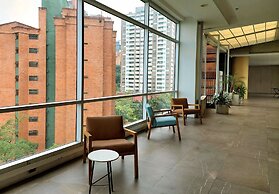 V Grand Hotel, a member of Radisson Individuals