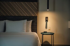 V Grand Hotel, a member of Radisson Individuals