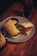 V Grand Hotel, a member of Radisson Individuals