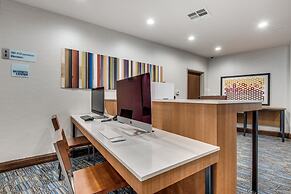 Holiday Inn Express & Suites Dallas North - Addison by IHG
