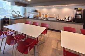 City Express Junior by Marriott Toluca Zona Industrial