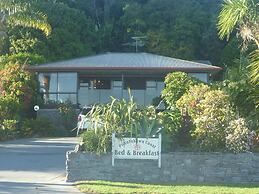 Pohutukawa Coast Bed & Breakfast