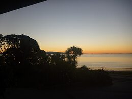 Pohutukawa Coast Bed & Breakfast