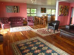 Pohutukawa Coast Bed & Breakfast