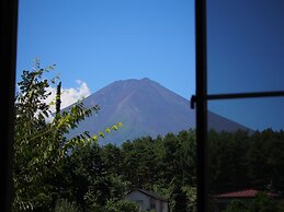 Kikkake Green and Mt.Fuji - Hostel