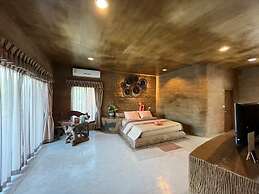 Timberland and Fruit Resort