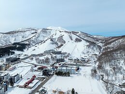 Niseko Landmark View