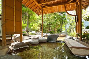 Yufuin Hotel Shuhokan