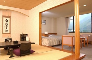 Yufuin Hotel Shuhokan