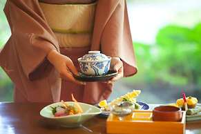 Yufuin Hotel Shuhokan