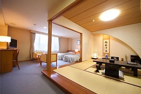 Yufuin Hotel Shuhokan
