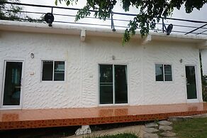 WhiteRock Resort Pakchong