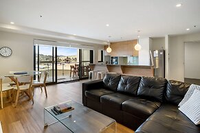 Kangaroo Bay Apartments