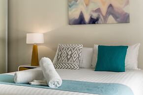 Kangaroo Bay Apartments