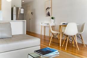 Kangaroo Bay Apartments