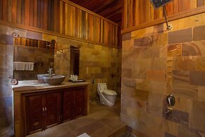 Model Residence and Spa