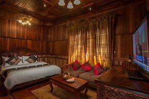 Model Residence and Spa