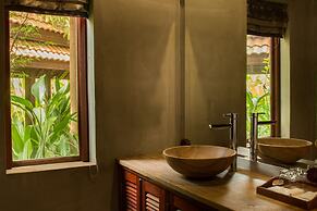 Model Residence and Spa