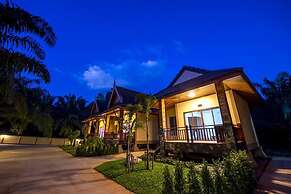 Dusit Phuphaya Resort