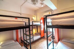 Mad Monkey Chiang Mai - Hostel